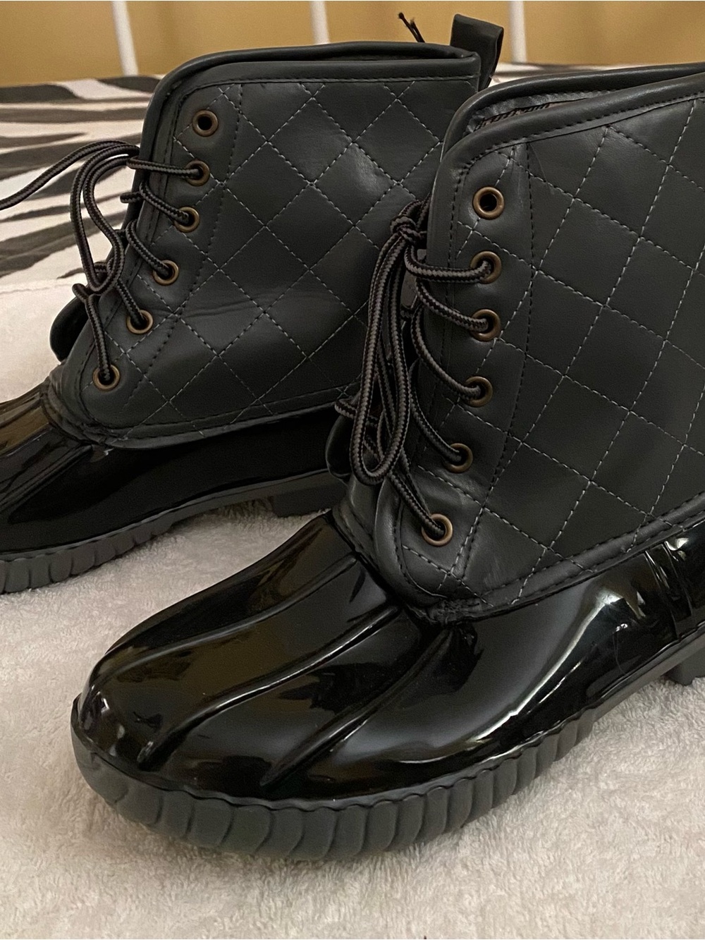 Quilted Lace-Up Waterproof Ankle Boots - Black/ Grey